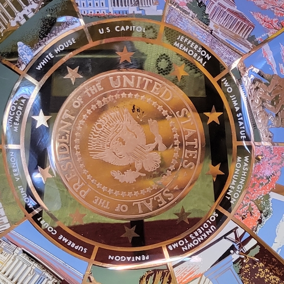 Vtg 70's Fluted Ashtray President Seal Monuments - Picture 2 of 5